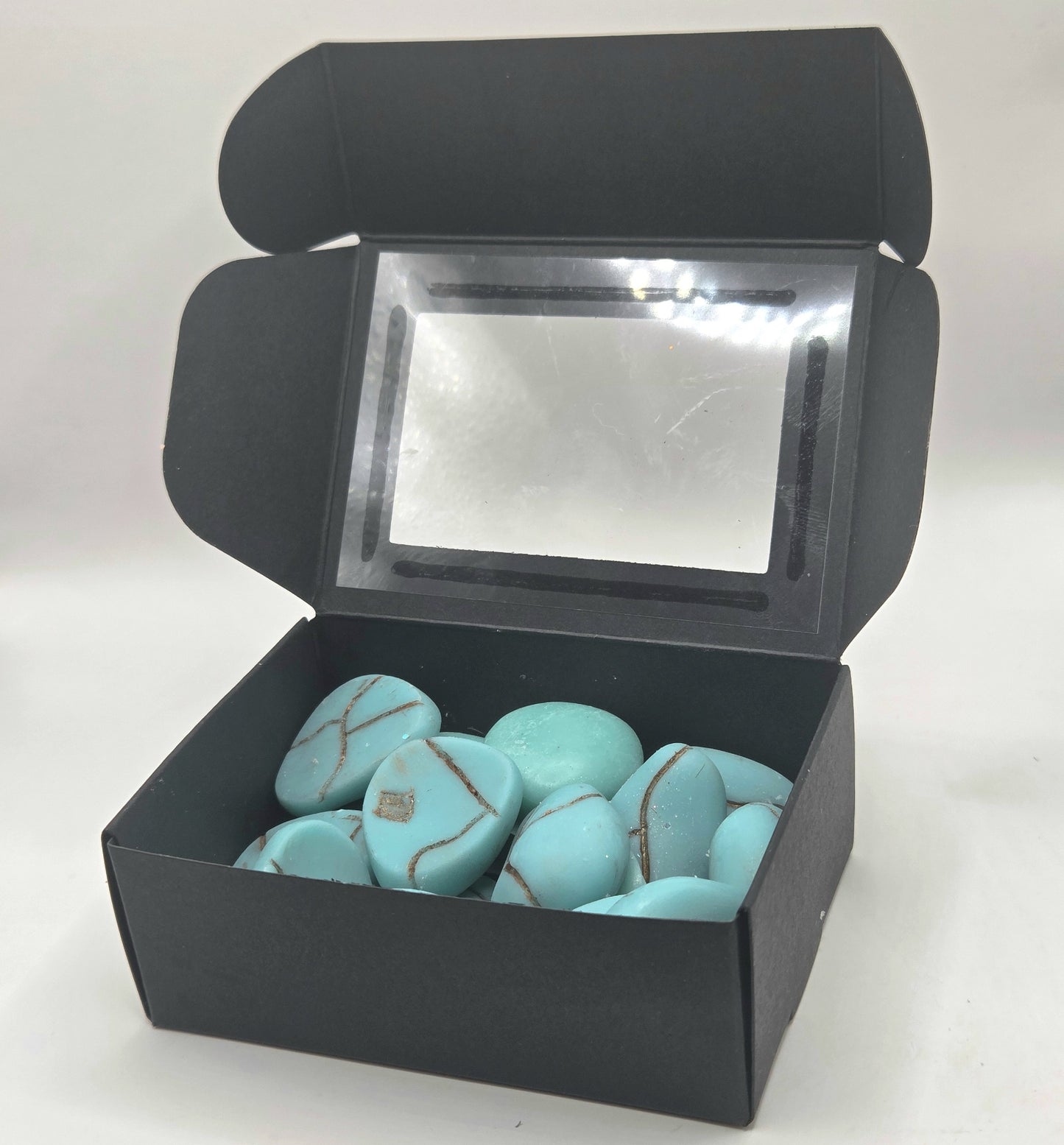 turquoise wax melts in box