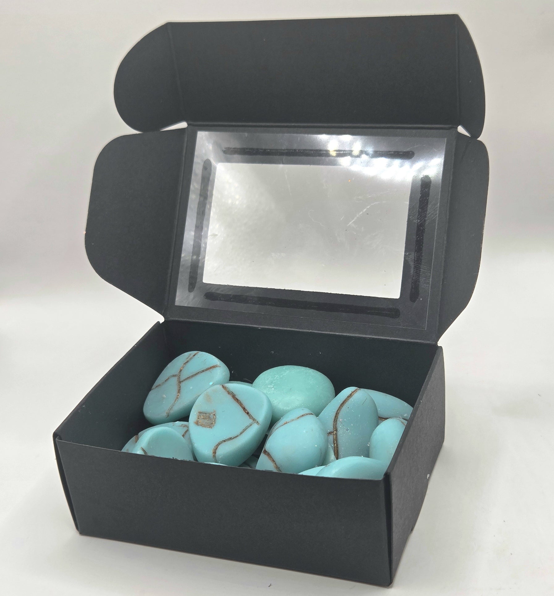 turquoise wax melts in box