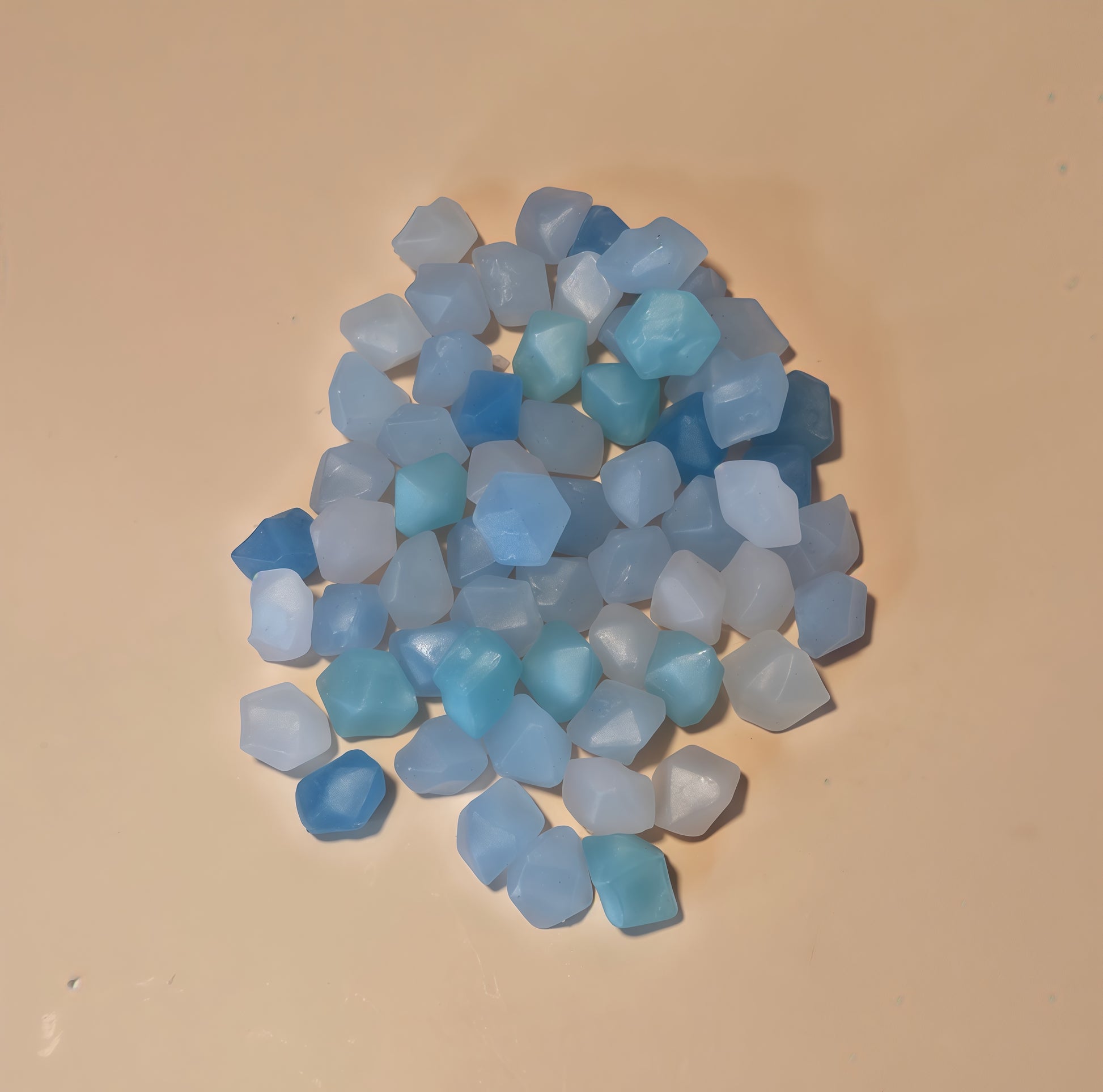 Ocean blue aquamarine birthstone wax melts - coastal fragrance - handmade jelly wax blend